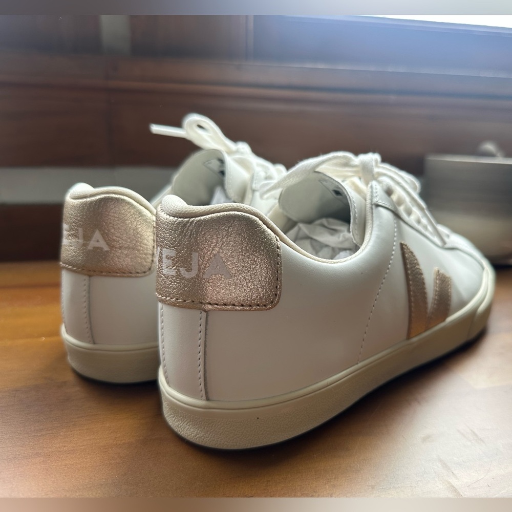 Veja White and Gold Women's Sneakers - Picture 4 of 13